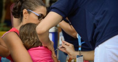 Governo destina R$ 150 milhões para apoio a estratégias de vacinação em estados e municípios