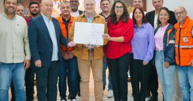 Deputada Federal Denise Pessôa garante escavadeira de R$ 600 mil para prevenção a enchentes em Caxias do Sul