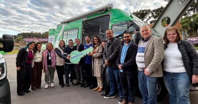 Com articulação da deputada federal Denise Pessôa, Caxias do Sul recebe cinco ambulâncias e unidade odontológica móvel e 12 municípios são contemplados com micro-ônibus para fortalecer o SUS no RS Com articulação da deputada federal Denise Pessôa, Caxias do Sul recebe cinco ambulâncias e unidade odontológica móvel e 12 municípios são contemplados com micro-ônibus para fortalecer o SUS no RS