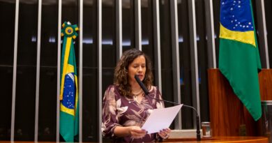 Após articulação da deputada federal Denise Pessôa garantir mais prazo para a licitação, município prevê recursos para a contrapartida da políclinica em financiamento encaminhado à Câmara de Caxias Após articulação da deputada federal Denise Pessôa garantir mais prazo para a licitação, município prevê recursos para a contrapartida da políclinica em financiamento encaminhado à Câmara de Caxias